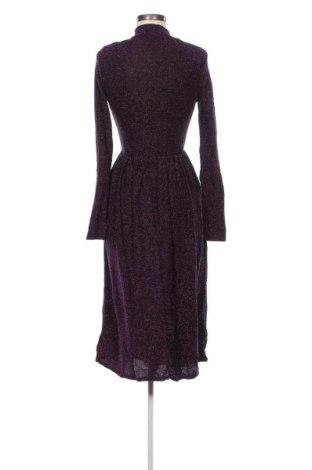 Kleid Nly Trend, Größe L, Farbe Lila, Preis 11,49 €