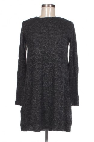 Φόρεμα Pull&Bear, Μέγεθος S, Χρώμα Γκρί, Τιμή 17,99 €