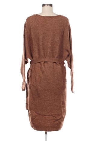 Kleid True Spirit, Größe M, Farbe Braun, Preis 20,49 €