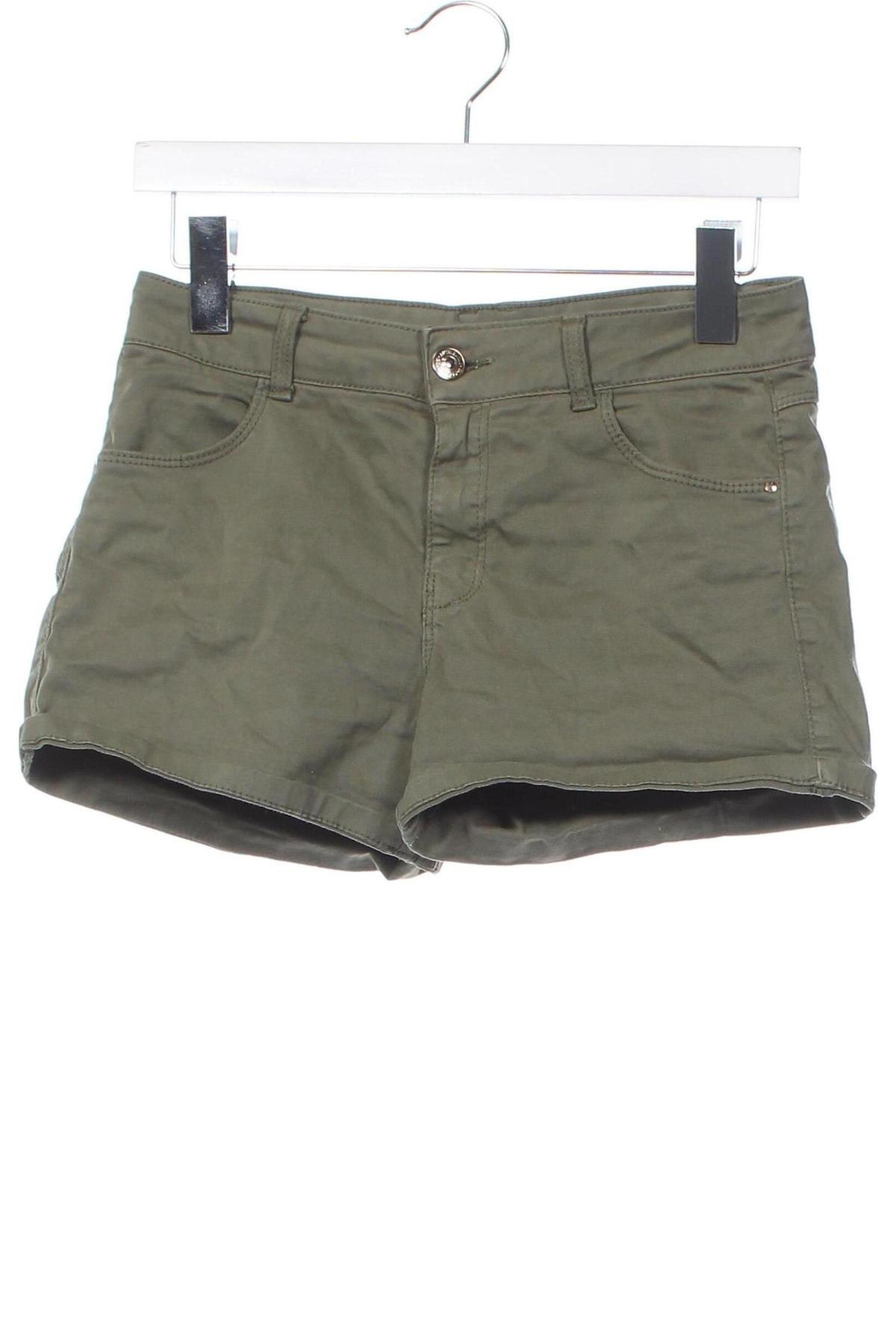 Damen Shorts Stradivarius, Größe XXS, Farbe Grün, Preis 9,99 €