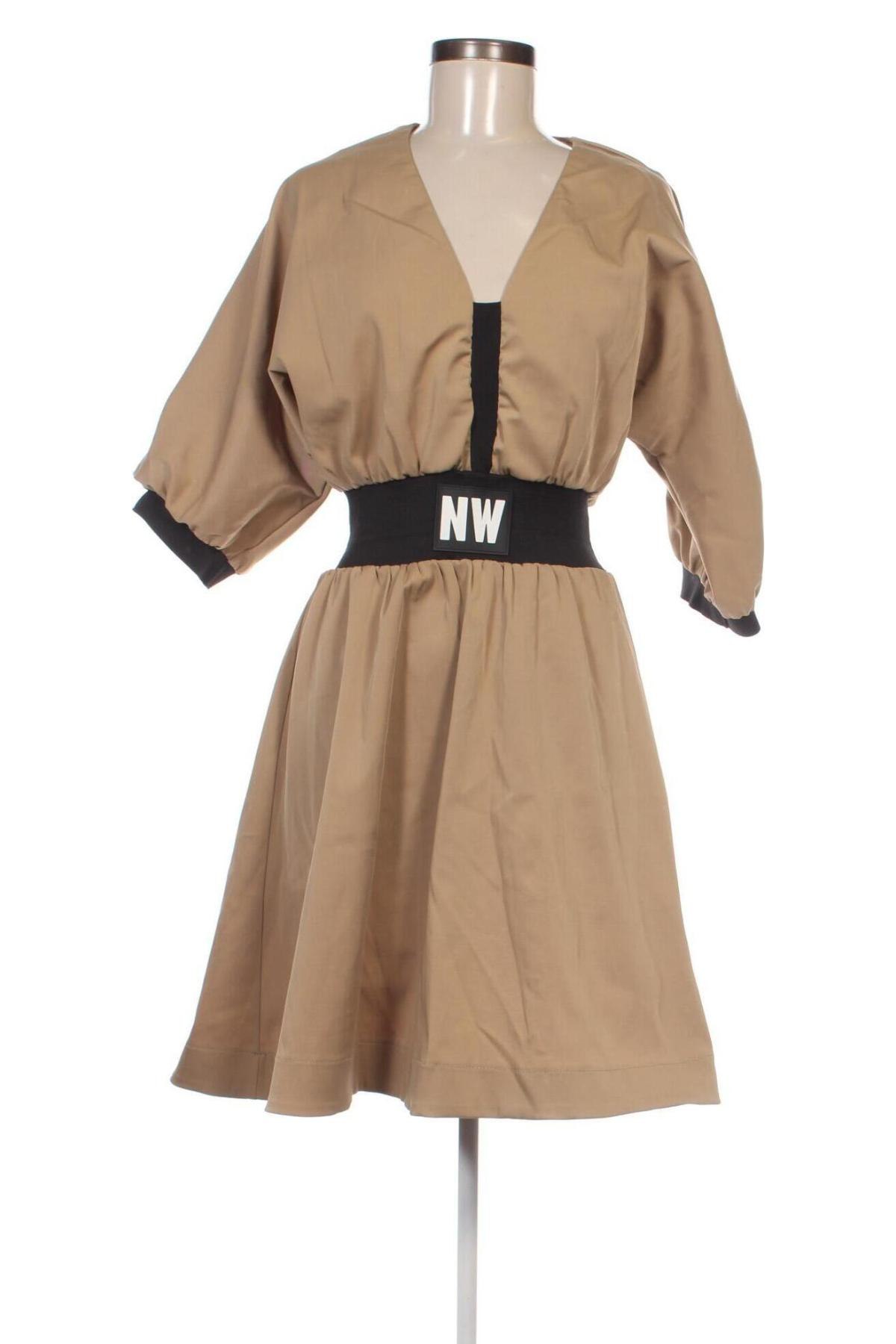 Kleid Negative, Größe L, Farbe Beige, Preis 27,70 €