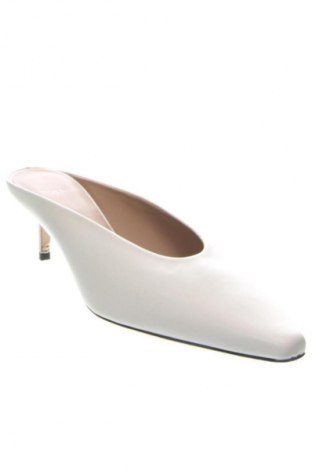 Γυναικείες παντόφλες BOSS, Μέγεθος 39, Χρώμα Λευκό, Τιμή 234,99 €