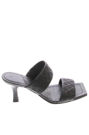 Pantofle Bronx, Velikost 37, Barva Černá, Cena  1 940,00 Kč