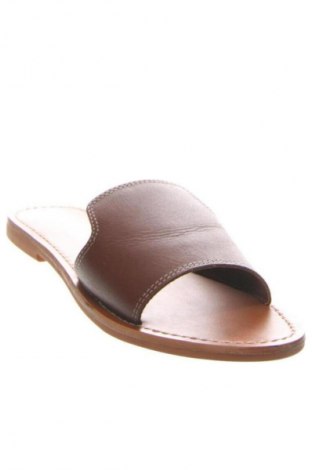 Papuci Jonak, Mărime 39, Culoare Maro, Preț 714,99 Lei