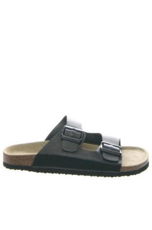 Чехли Pier One, Размер 42, Цвят Черен, Цена 51,03 лв.