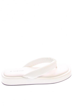 Papuci Sinsay, Mărime 41, Culoare Alb, Preț 134,21 Lei