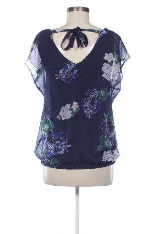 Дамска блуза About You, Размер S, Цвят Многоцветен, Цена 46,00 лв.