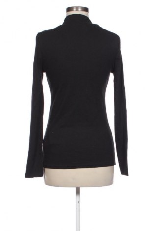 Дамска блуза Ajc, Размер M, Цвят Черен, Цена 25,99 лв.