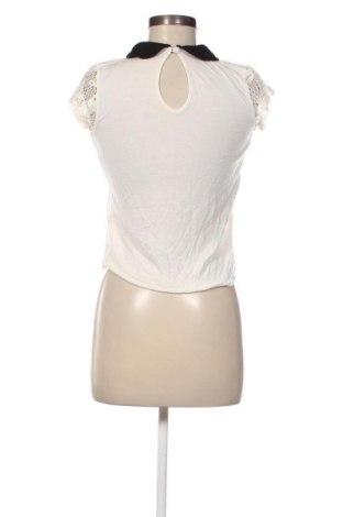 Дамска блуза Atmosphere, Размер S, Цвят Екрю, Цена 19,14 лв.