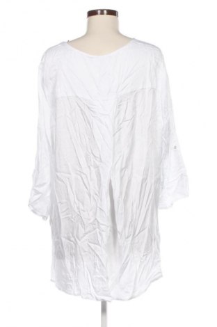 Дамска блуза Base Level, Размер XXL, Цвят Бял, Цена 77,99 лв.
