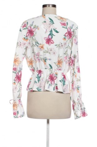 Damen Shirt Bershka, Größe M, Farbe Mehrfarbig, Preis € 2,99