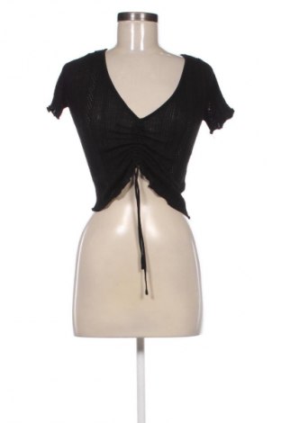 Дамска блуза Bershka, Размер L, Цвят Черен, Цена 19,00 лв.