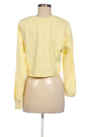 Дамска блуза Bershka, Размер S, Цвят Жълт, Цена 19,00 лв.