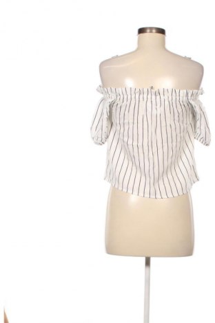 Γυναικεία μπλούζα Bershka, Μέγεθος XS, Χρώμα Πολύχρωμο, Τιμή 8,99 €