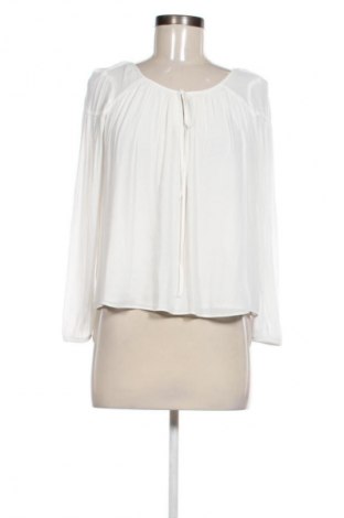 Дамска блуза Bershka, Размер S, Цвят Бял, Цена 12,99 лв.