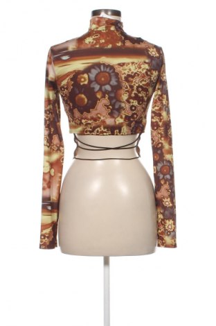 Damen Shirt Bershka, Größe M, Farbe Mehrfarbig, Preis € 9,72