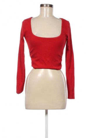 Дамска блуза Bershka, Размер M, Цвят Червен, Цена 12,99 лв.