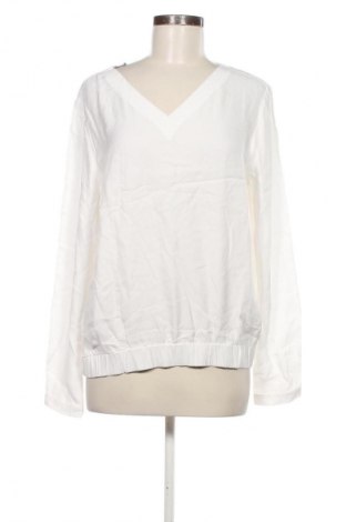 Дамска блуза Betty & Co, Размер M, Цвят Бял, Цена 16,99 лв.