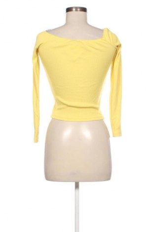 Γυναικεία μπλούζα Bik Bok, Μέγεθος S, Χρώμα Κίτρινο, Τιμή 9,72 €