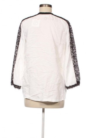 Damen Shirt Blick., Größe M, Farbe Weiß, Preis € 9,99