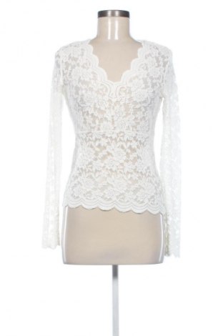 Дамска блуза Body Flirt, Размер S, Цвят Екрю, Цена 29,13 лв.