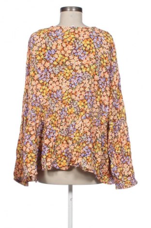 Дамска блуза Clockhouse, Размер 3XL, Цвят Многоцветен, Цена 19,99 лв.