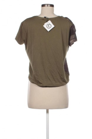 Дамска блуза Desigual, Размер M, Цвят Зелен, Цена 93,99 лв.