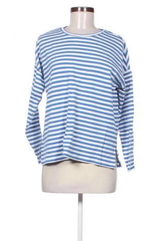 Γυναικεία μπλούζα Essentials, Μέγεθος M, Χρώμα Μπλέ, Τιμή 9,72 €