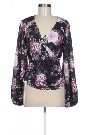 Дамска блуза Gina Tricot, Размер L, Цвят Многоцветен, Цена 13,99 лв.