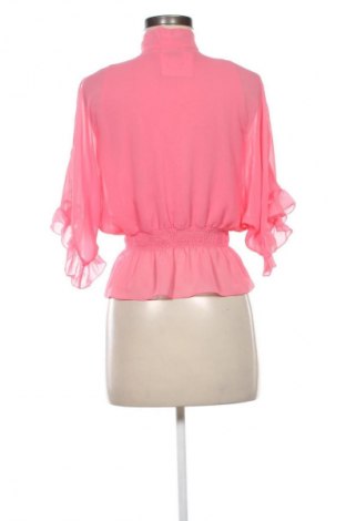 Дамска блуза Guess, Размер S, Цвят Розов, Цена 47,88 лв.
