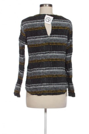 Γυναικεία μπλούζα H&M, Μέγεθος M, Χρώμα Πολύχρωμο, Τιμή 5,99 €