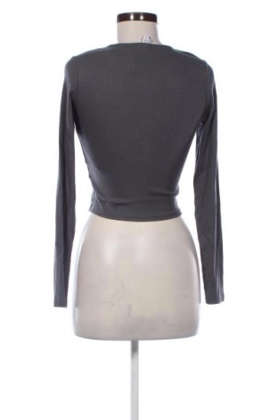 Дамска блуза H&M Divided, Размер S, Цвят Сив, Цена 25,67 лв.