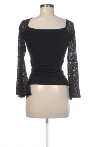 Дамска блуза Hollister, Размер M, Цвят Черен, Цена 6,99 лв.