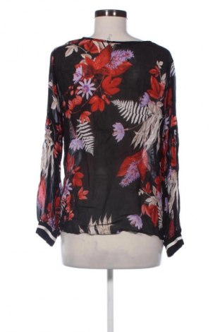 Дамска блуза In Wear, Размер L, Цвят Многоцветен, Цена 128,25 лв.