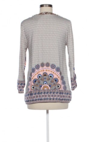 Дамска блуза K-design, Размер M, Цвят Многоцветен, Цена 4,99 лв.