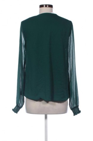 Дамска блуза Mohito, Размер XS, Цвят Зелен, Цена 19,14 лв.