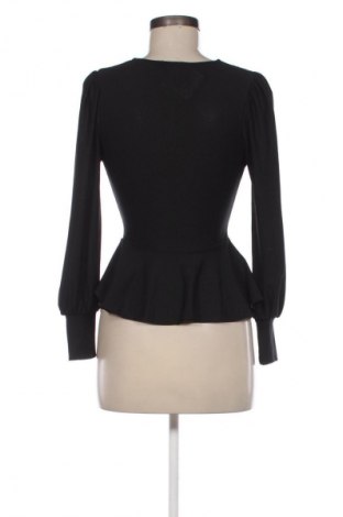 Дамска блуза Mohito, Размер XS, Цвят Черен, Цена 19,00 лв.