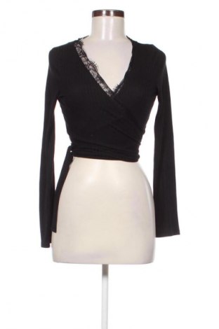Дамска блуза NA-KD, Размер S, Цвят Черен, Цена 33,82 лв.