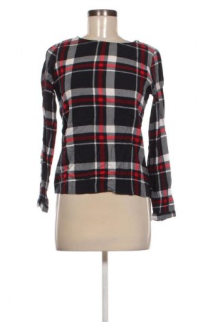 Дамска блуза ONLY, Размер XS, Цвят Многоцветен, Цена 3,99 лв.