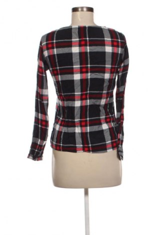 Дамска блуза ONLY, Размер XS, Цвят Многоцветен, Цена 3,99 лв.