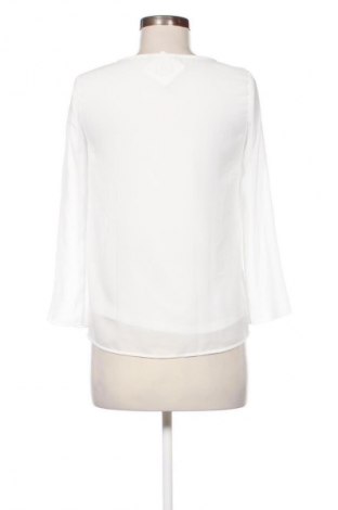 Дамска блуза ONLY, Размер XS, Цвят Бял, Цена 9,99 лв.