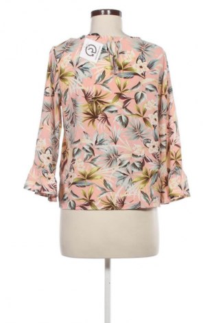 Γυναικεία μπλούζα ONLY, Μέγεθος XS, Χρώμα Πολύχρωμο, Τιμή 5,99 €