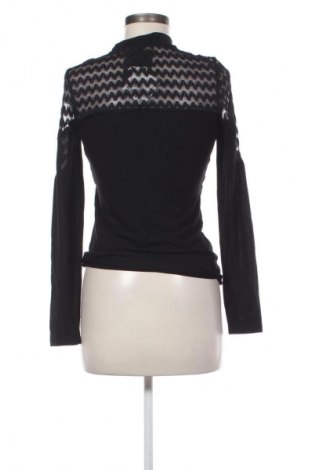 Női blúz ONLY, Méret M, Szín Fekete, Ár 9 569 Ft