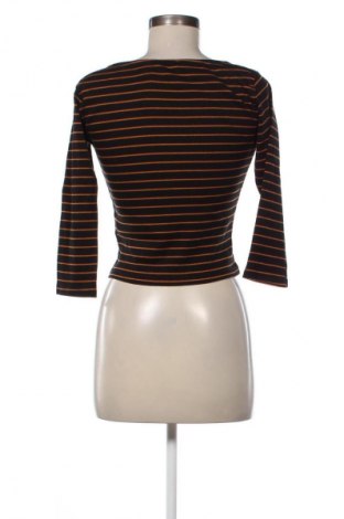 Дамска блуза Pull&Bear, Размер XL, Цвят Многоцветен, Цена 19,00 лв.