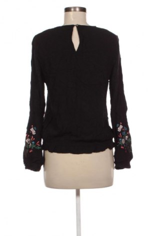 Γυναικεία μπλούζα Q/S by S.Oliver, Μέγεθος M, Χρώμα Μαύρο, Τιμή 7,99 €