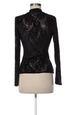 Дамска блуза Reserved, Размер M, Цвят Черен, Цена 12,99 лв.