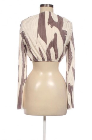 Дамска блуза SHEIN, Размер XS, Цвят Многоцветен, Цена 19,00 лв.