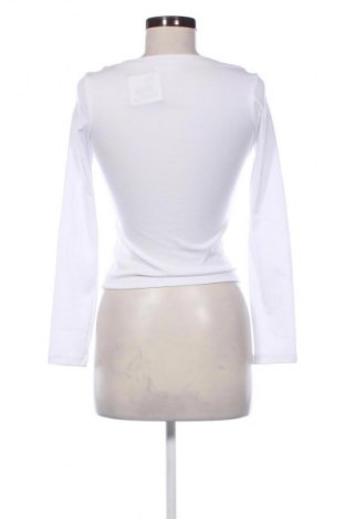 Дамска блуза Sinsay, Размер XS, Цвят Бял, Цена 19,14 лв.