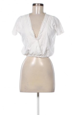 Дамска блуза Sinsay, Размер XS, Цвят Бял, Цена 35,57 лв.