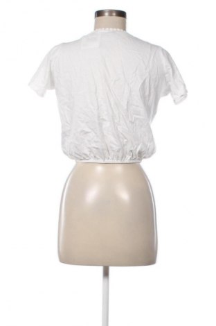 Дамска блуза Sinsay, Размер XS, Цвят Бял, Цена 35,57 лв.